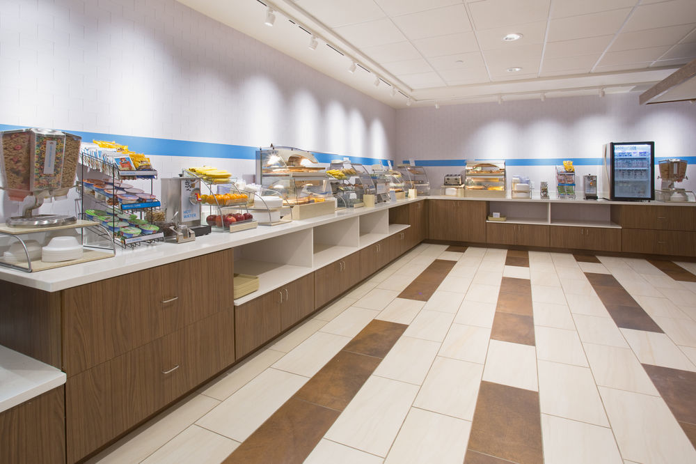 Holiday Inn Express & Suites - Southaven Central - Memphis By Ihg Bagian luar foto